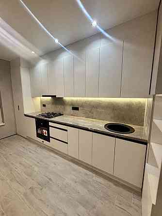 Продаж однокімнатної квартири з новим ремонтом!Газ! Гарний вид! Буча