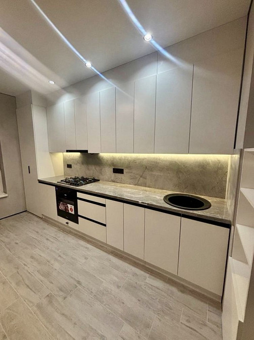 Продаж однокімнатної квартири з новим ремонтом!Газ! Гарний вид! Буча - зображення 1