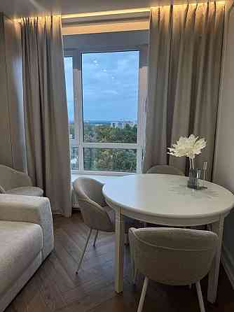 Євро 2-кімнатна квартира з дизайнерським ремонтом, жк нові метри центр Ірпінь