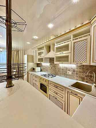 Продам 2 ком с Ремонтом в Ривер Парке ,этаж 6 площадь  64м2 Дніпро