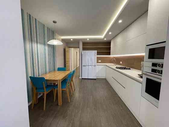 Продам видову 3к квартиру в ЖК Атлант Дніпро