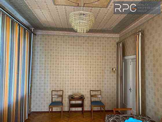 Продаж 3к квартири вул.Світличного 4а,Соломянському р-н Киев