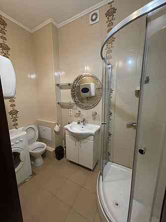 Здам простору квартиру в центрі Києва — вул. Лесі Українки, 6 Центр Київ