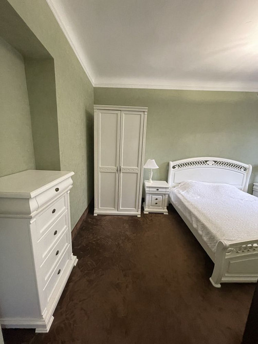 Здам простору квартиру в центрі Києва — вул. Лесі Українки, 6 Центр Київ - зображення 1