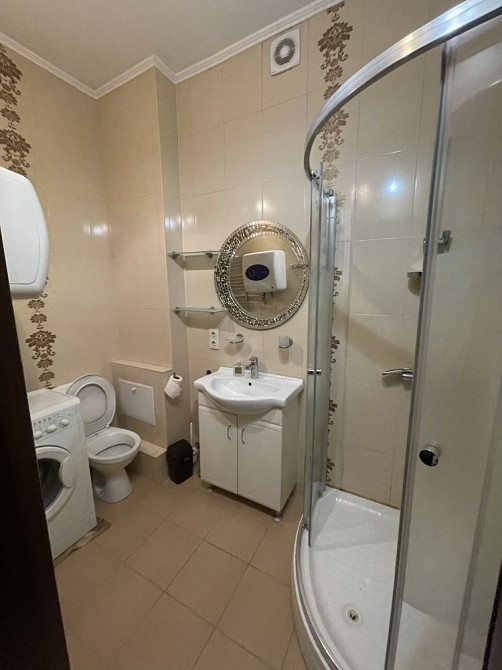 Здам простору квартиру в центрі Києва — вул. Лесі Українки, 6 Центр Київ - зображення 5