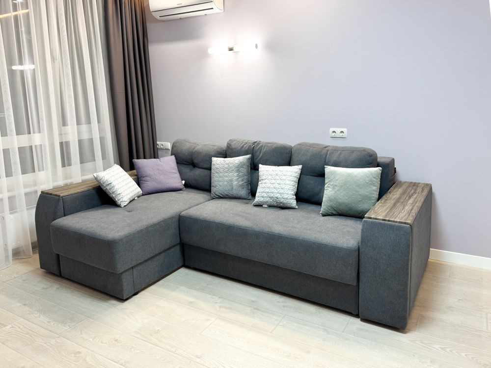 ЖК Славутич, Нова, Оренда 1-к студії 35 м2,  до метро 1 хв. Київ - зображення 1