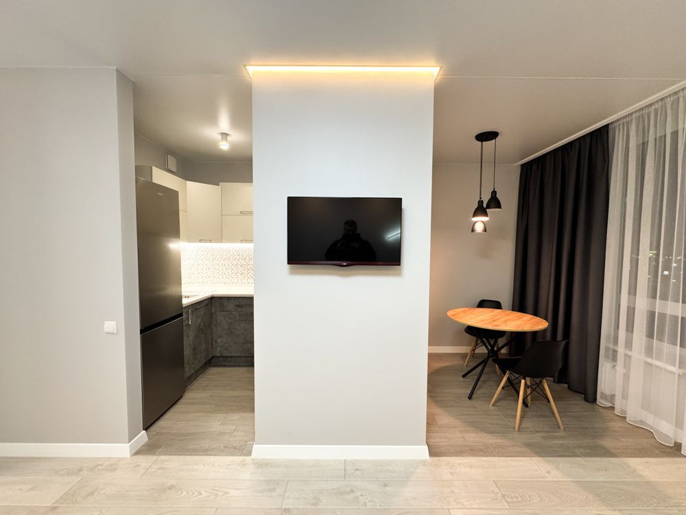 ЖК Славутич, Нова, Оренда 1-к студії 35 м2,  до метро 1 хв. Київ - зображення 2