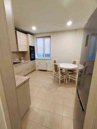 Здам 2 кімнатну квартиру в новобудові вул Білоруська 36-а Київ