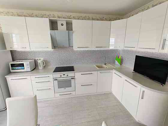 ВЛАСНИК! 2-х кімнатна квартира, вул. Юрія Поправки, 14, м.Чернігівська Київ