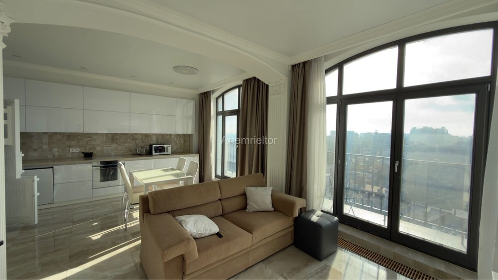 Граф на Азарова Францкзский бульвар/терраса вид на море 58м2 1 ком кв Одеса - зображення 1