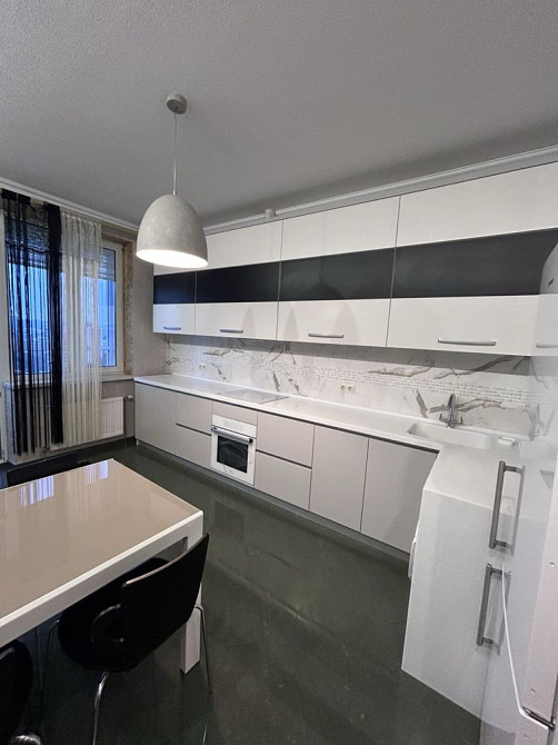 Оренда 1-но кімн квартири на Ю.Поправки м.Чернігівська. Київ - зображення 1