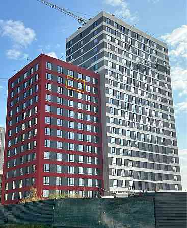 Квартира Варшавський 3, зданий будинок з генератором Власник, без % Киев