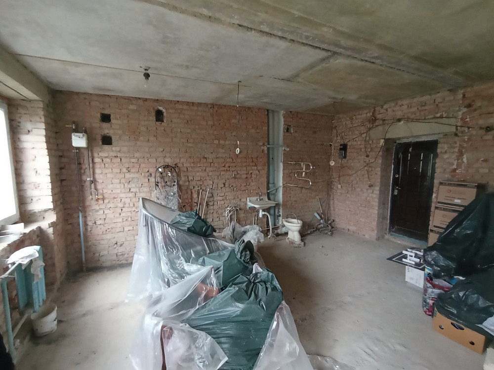 Продаж 1 кімнатної квартири в центральному районі Сум під Ваш ремонт. Сумы - изображение 1