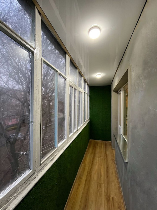 1к Студія р-н Зоря 28кв.м Під ключ ВЕЛИКИЙ Балкон. Не кутова, Утеплена Кам`янське (Запорізька обл.) - зображення 4