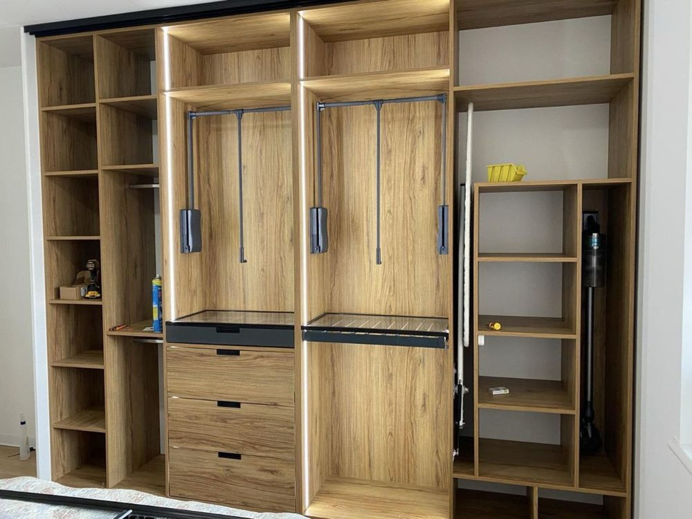 Продаж! 2-км НОВОБУДОВА ЗДАНА на Проспекті (Ромтісбуд) Чернівці - зображення 1