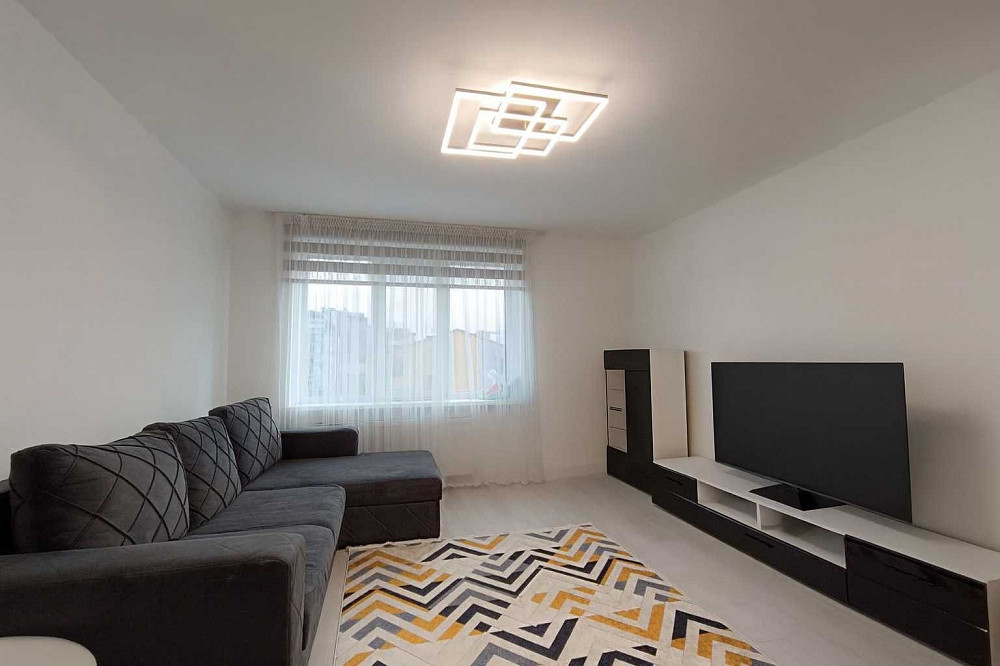 Продається 2к квартира в центрі Івано-Франківська, навпроти озера. Івано-Франківськ - зображення 3