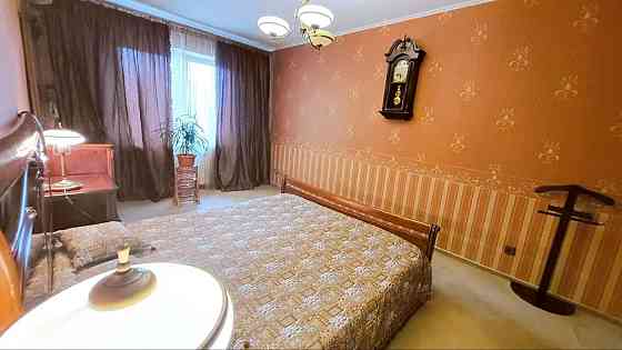 Простора 3-кімнатна квартира 85 м² вул. Урлівська 9 Київ