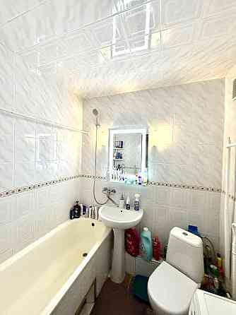 Продаж 2к по вул.Космонавтів (гараж+ комірка) Житомир