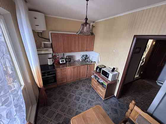 Продаж М. Гришка 10! 37м2 , 3 хв до м.Позняки! Київ