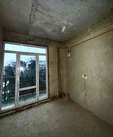 Терміново продається 1-км новобудова в центрі Чернівці