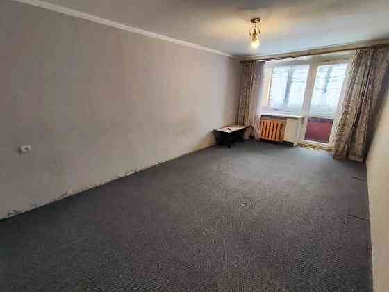 Продам 3-кімнатну квартиру у будинку з підвалом, Робоча 95А Дніпро