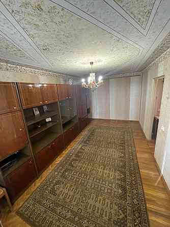 Продається 2-ох кімнатна квартира на Березняках Київ