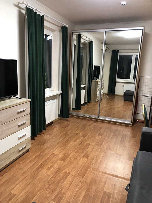 вул. Юлії Здановської (Ломоносова) 81-б, Голосіївський район Київ - зображення 1