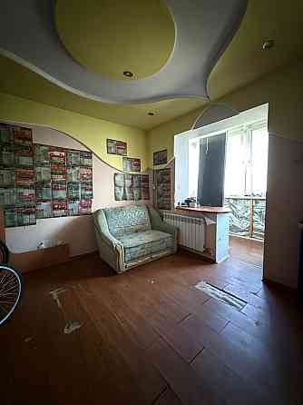 Продажа 3 ком. 4 мкрн. Левый берег Кам`янське (Запорізька обл.)