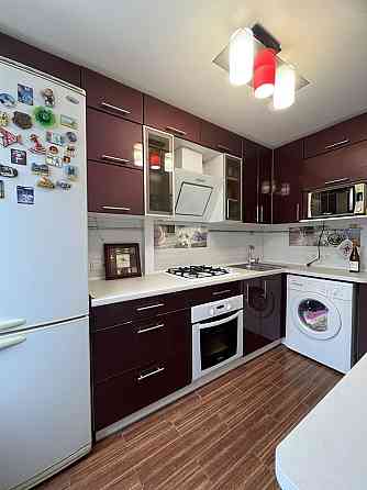 3к квартира левый берег, Березинка, ТРЦ Караван Дніпро