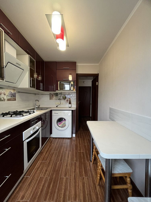 3к квартира левый берег, Березинка, ТРЦ Караван Дніпро - зображення 3