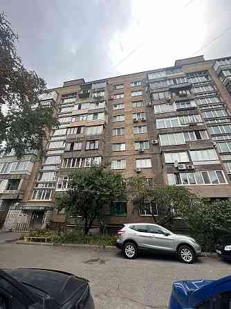 Продам 1-кімнатну квартиру вул. Алматинська 34 Київ