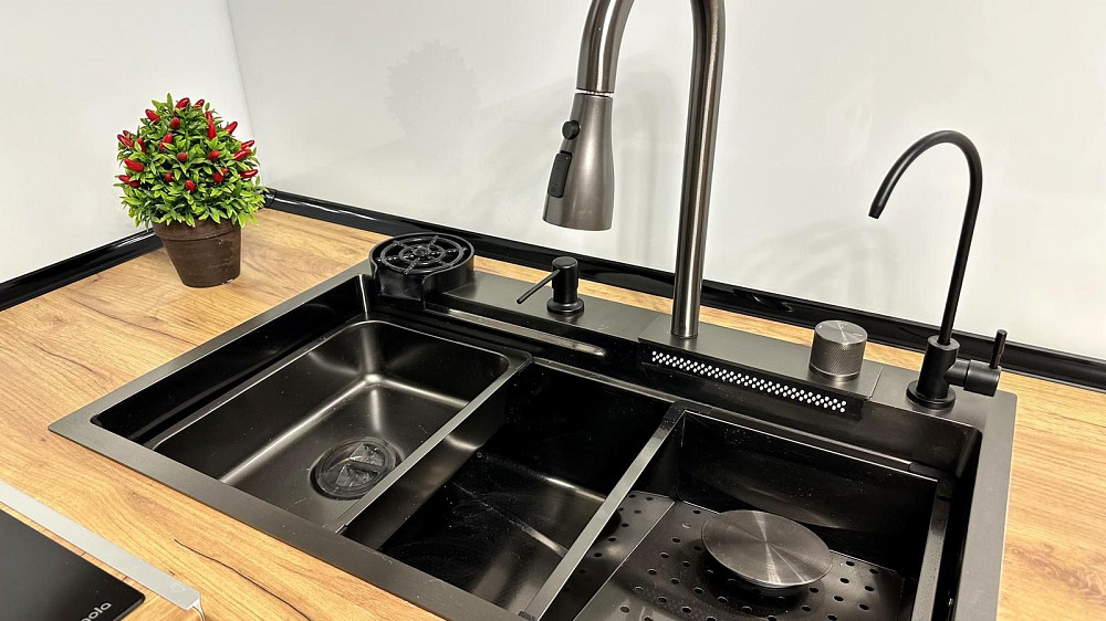 Затишна 2-кімнатна квартира з якісним ремонтом вул. О. Кошиця 9 Київ - зображення 2