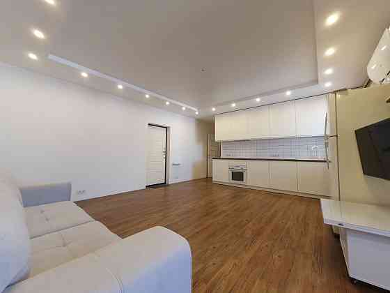 Продам 2х к.кв ЖК Салтовский, р-н Медкомплекса,  новострой  с ремонтом Харків