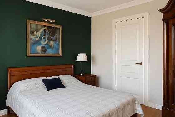 Продам 3к квартиру в центре с ремонтом и мебелью/Центральный Дніпро