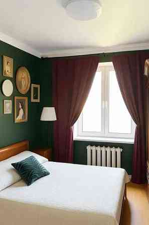 Продам 3к квартиру в центре с ремонтом и мебелью/Центральный Дніпро