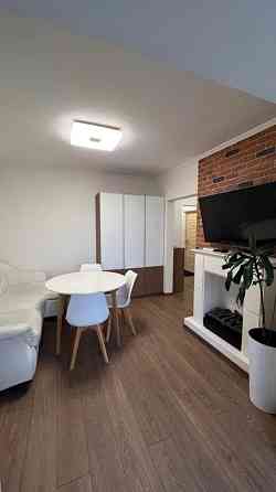 Світла та затишна 3-кімнатна квартира вул. Драгоманова 12-А. Київ