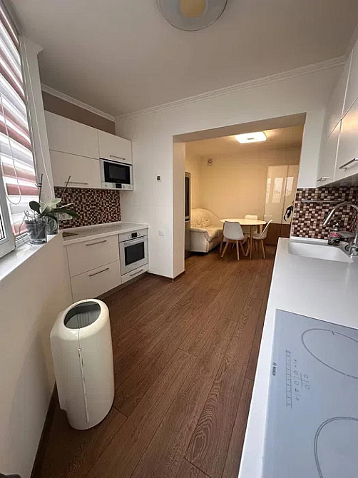 Світла та затишна 3-кімнатна квартира вул. Драгоманова 12-А. Київ - зображення 7