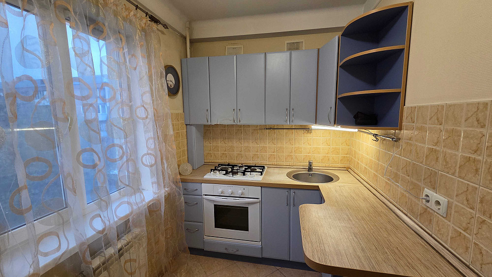 Продам 1 к. Хрущівку Межова 15, Виноградар Киев - изображение 1