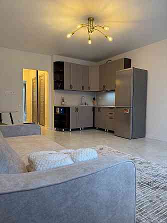 Молодість, 1к з меблями, 31 м² ванна 1 613 $ за м² готівку, під оренду Ірпінь