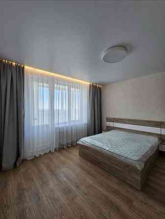 Простора та світла 3-к квартира 105 м² з новий ремонтом Урлівська 38 Київ