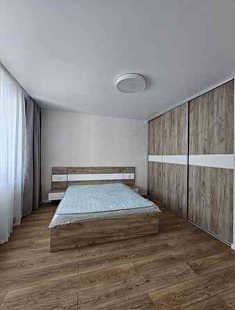 Простора та світла 3-к квартира 105 м² з новий ремонтом Урлівська 38 Київ