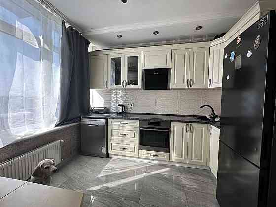 3к квартира с ремонтом в новом доме. Укомплектована. Близость центра Одеса