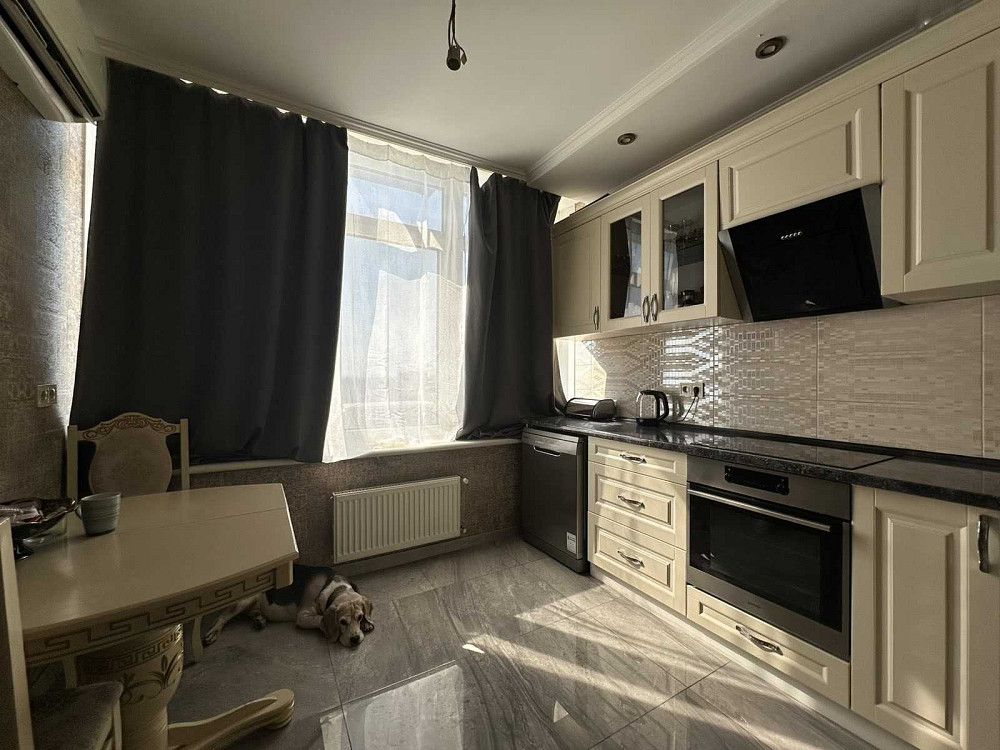 3к квартира с ремонтом в новом доме. Укомплектована. Близость центра Одеса - зображення 1