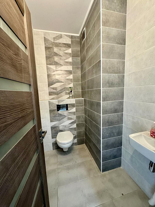 Світла 2-кімнатна квартира 70 м² з сучасним ремонтом ЖК Причал 8 Київ - зображення 8