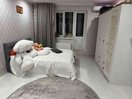 1 кім.квар. в Черноморкі.Новий будинок 48 м2. з ремонтом. Держпрограми Чорноморка