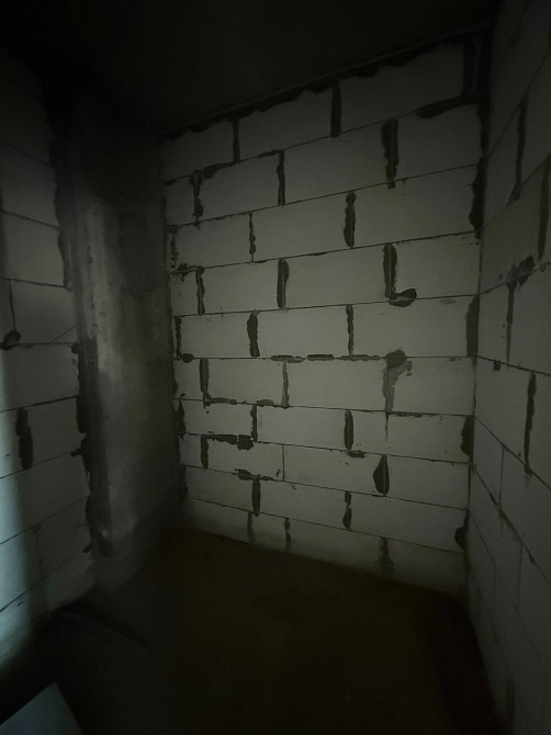 Продаж квартири з власним двориком поруч озером, мінімальне оформлення Гостомель - зображення 8