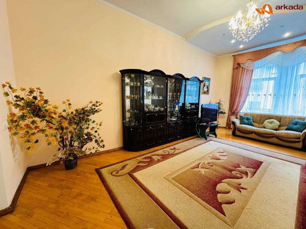 Дворівнева квартира в австрійському будинку по вул. Грушевського Івано-Франківськ - зображення 5