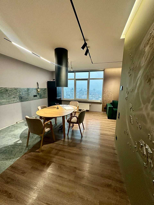 Продаж квартири 2 кімнати Жк Галактика Сверстюка 6д Київ - зображення 2