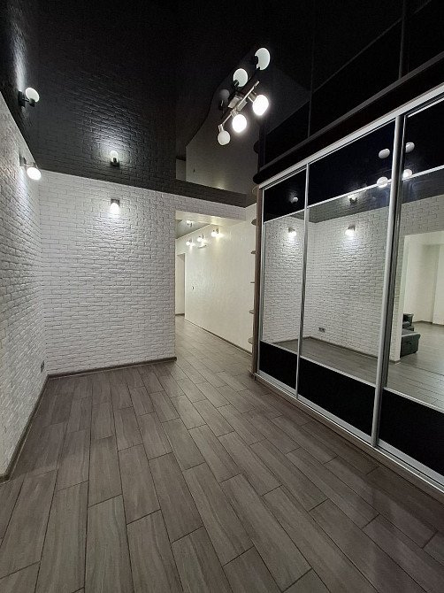 3кв в центрі Ірпеня з ремонтом та меблями+комора в подарунок Ірпінь - зображення 3