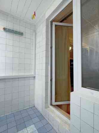 Продам 1 комн кв 37 м2 Комфортный 2 этаж  Жилое метро Индустриальна OA Харків